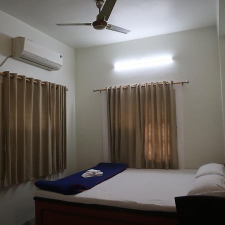 Swet Aparajita Hotel Bolpur Bagian luar foto